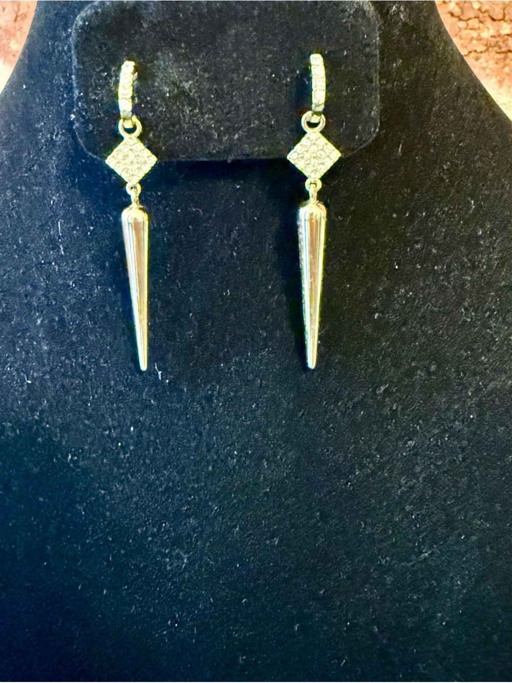 Stella & Dot Bianca earrings NIB